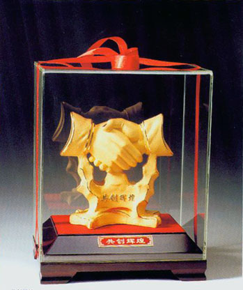 財絨沙金工藝品 共創輝煌