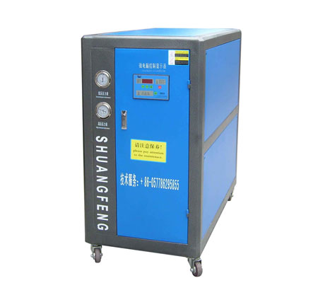 冷凍機（風冷）