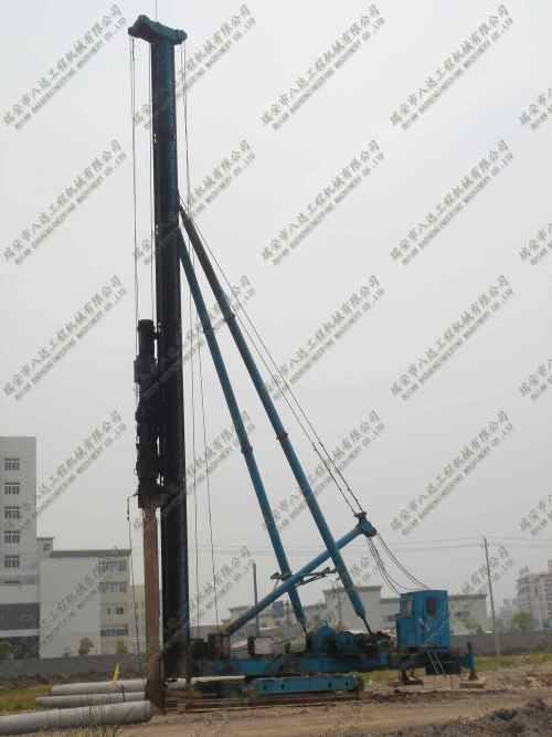 筒式柴油錘打樁機(jī)