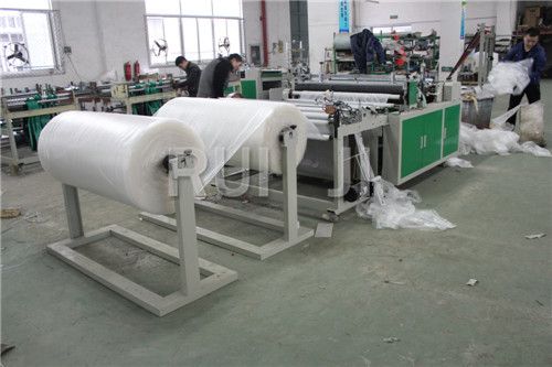 氣泡墊制袋機