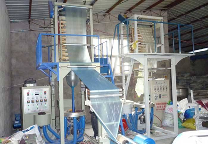 八成垃圾袋高速吹膜機(jī)組