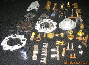 提供沖件加工（汽車.電子.電器.五金）