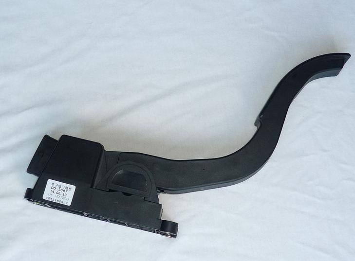 奇瑞電子油門踏板