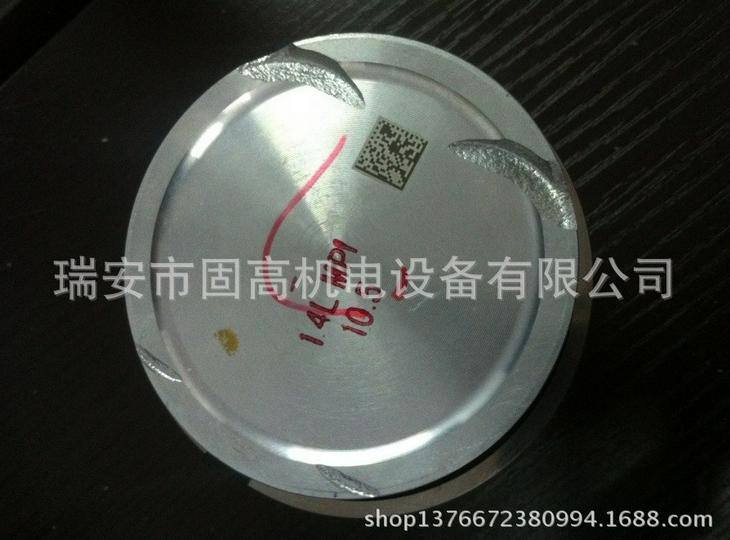 發(fā)動機(jī)活塞 大眾 新桑塔納 1.4 04E 107 065 BS