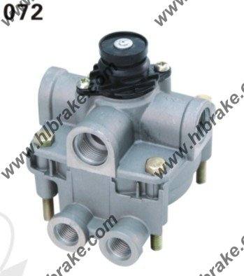 HL3527Z90B-010 奔馳 達(dá)夫 曼 依維柯 繼動閥