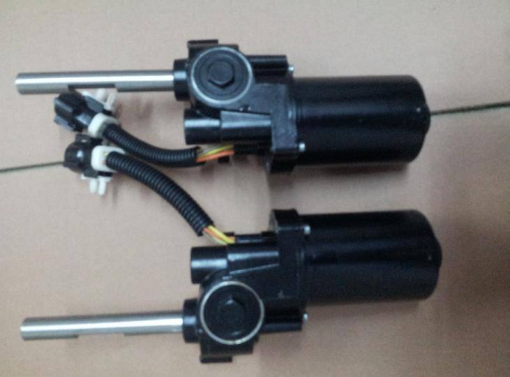 供應(yīng)路虎極光2.0迎賓踏板電機(jī)