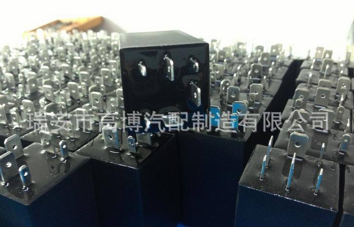 供應歐寶汽車繼電器 90378651