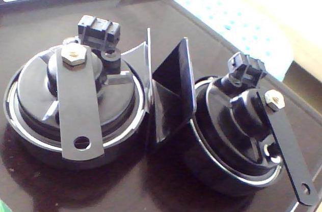 蝸牛喇叭 奧迪大眾系列專用汽車?yán)? /></td>
		        </tr>
		      <tr align=