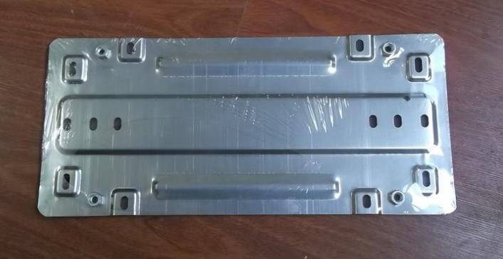 廠家低價(jià)供應(yīng)不銹鋼進(jìn)口汽車(chē)車(chē)牌架轉(zhuǎn)換(短)底托 車(chē)牌托盤(pán)車(chē)牌架