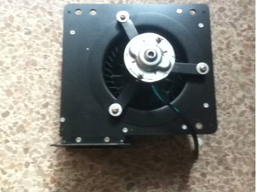 工程車用蒸發(fā)風(fēng)機(jī) ZF140C(6DT10-625)