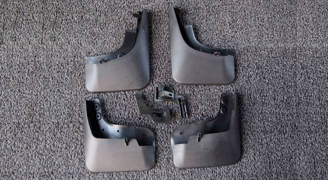 2013款途觀擋泥板（原廠）