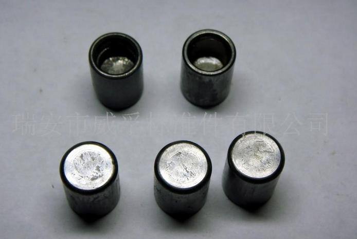 供應(yīng)多攻位冷墩產(chǎn)品,支架芯子