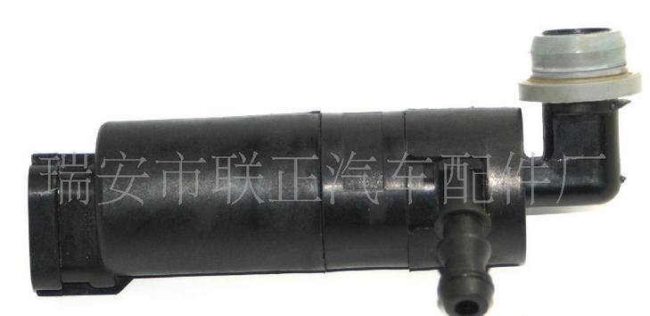 大量供應08款天籟大燈噴水電機洗滌泵