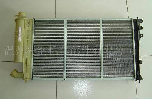 富康16V 鋁質(zhì)漲管式水箱