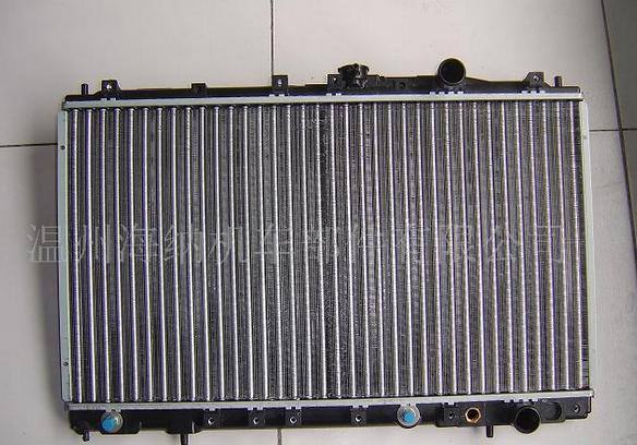 GALANT(N31) 鋁質(zhì)漲管式水箱