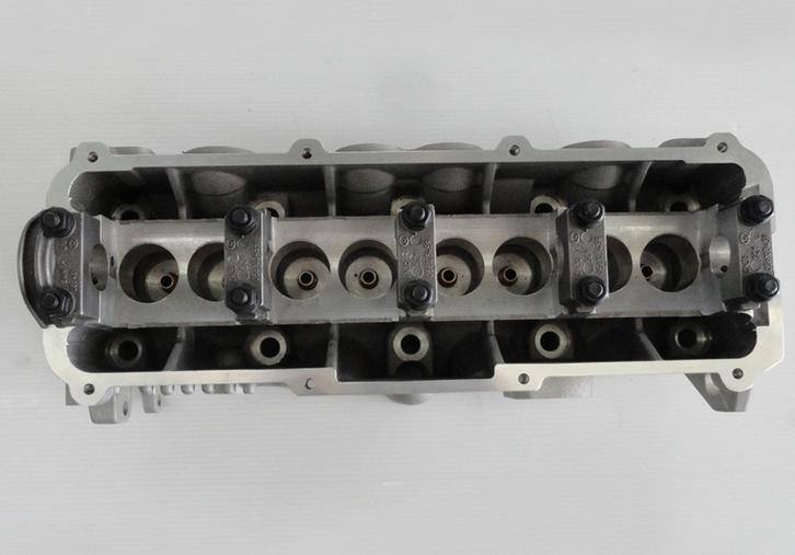 桑塔納Santana 2000 捷達(dá) 高爾夫 汽車缸蓋