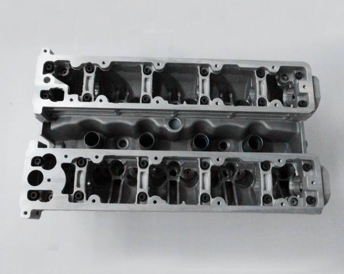 標致750 2.0L 汽缸蓋