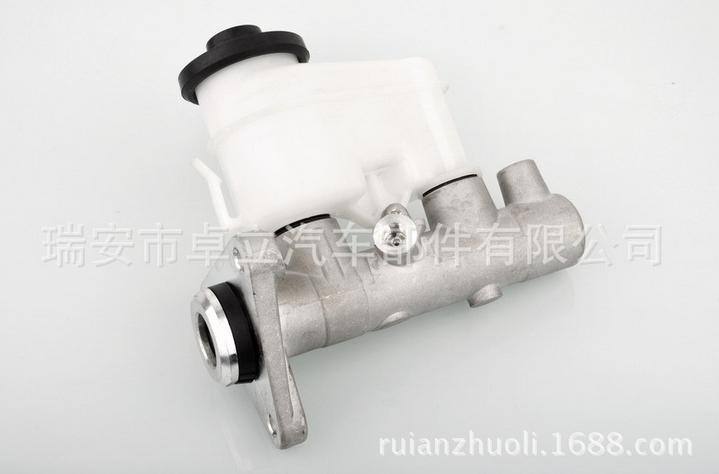 供應豐田液壓制動總泵/剎車總泵 47201-12830