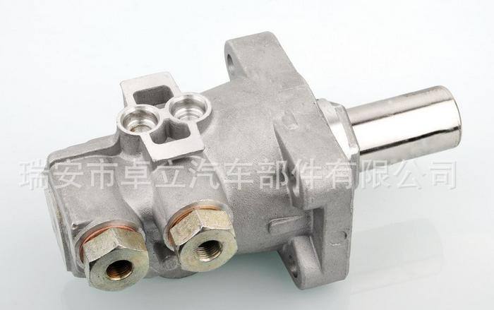 供應豐田汽車液壓制動總泵 TOYOTA DYNA 47207-37020