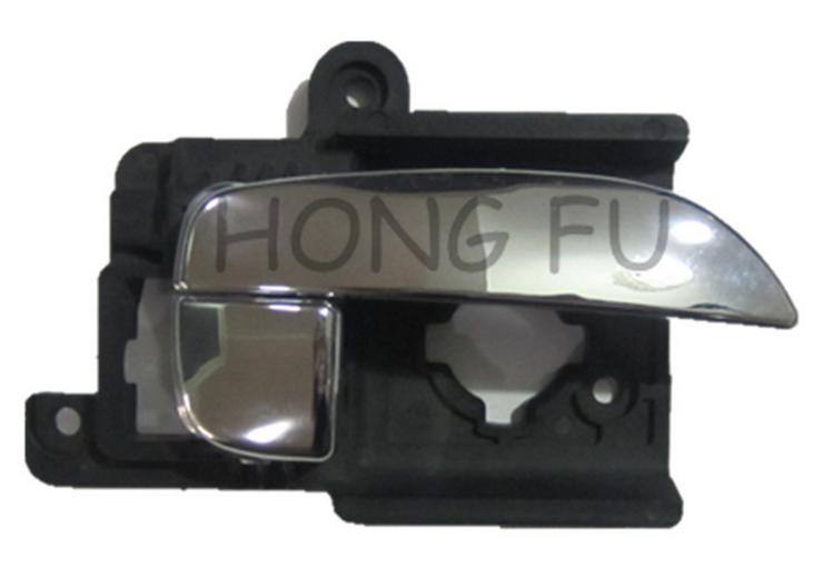 現(xiàn)代悅動(dòng)內(nèi)拉手