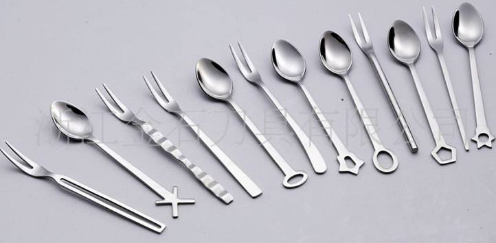 供應(yīng)精致兒童餐具套件，12款樣式