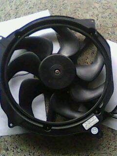 帕薩特領(lǐng)馭散熱器風扇QS.QF1205A