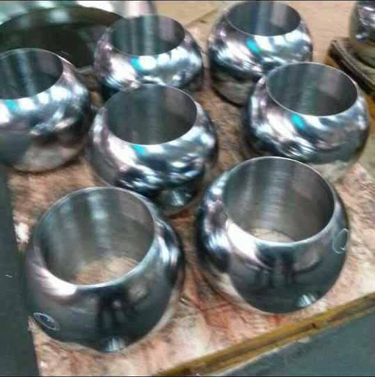 供應各種自由鍛球體，筒體，法蘭毛坯成品半成品