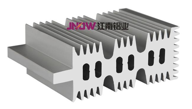 散熱器型材