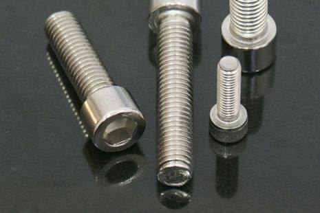 不銹鋼內(nèi)六角螺栓