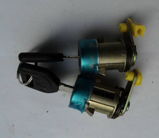 汽車(chē)配件廠家直銷 優(yōu)質(zhì)汽車(chē)鎖芯 M43門(mén)鎖芯