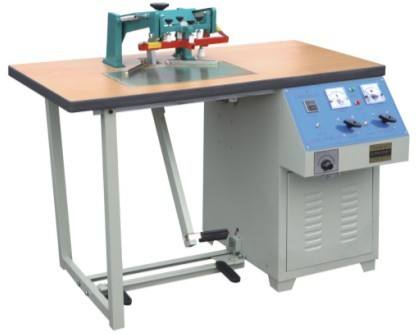 腳踏式高頻塑料熱合機(jī)