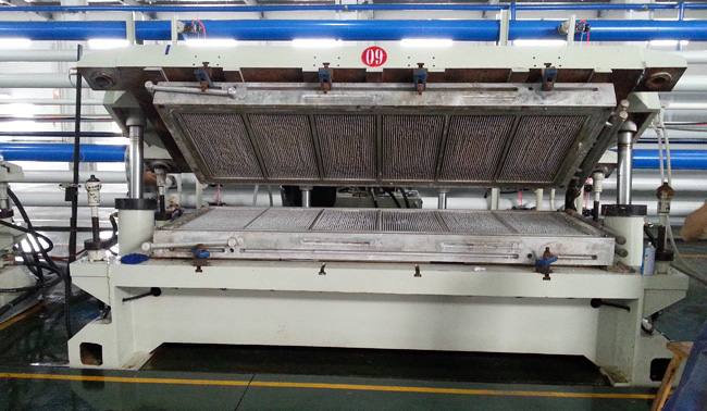 HLYT 枕頭發泡液壓機