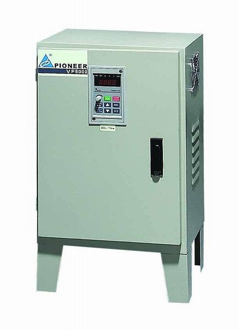 VF5000(7.5~75KW)變頻器帶外箱