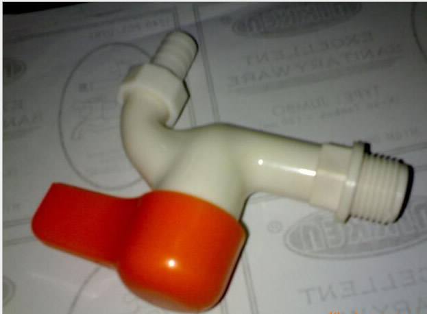 大量供應(yīng)塑料水龍頭，花灑