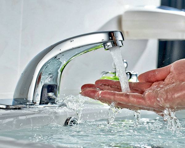 全銅全自動感應(yīng)水龍頭1802