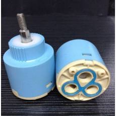 專業批發T35平腳銅桿精密陶瓷閥芯（360度）塑料閥芯，優質閥芯