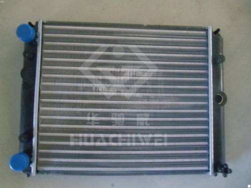 1102.1301012拉達(dá) 汽車散熱器