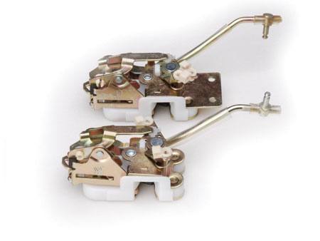 五菱之光前門鎖體