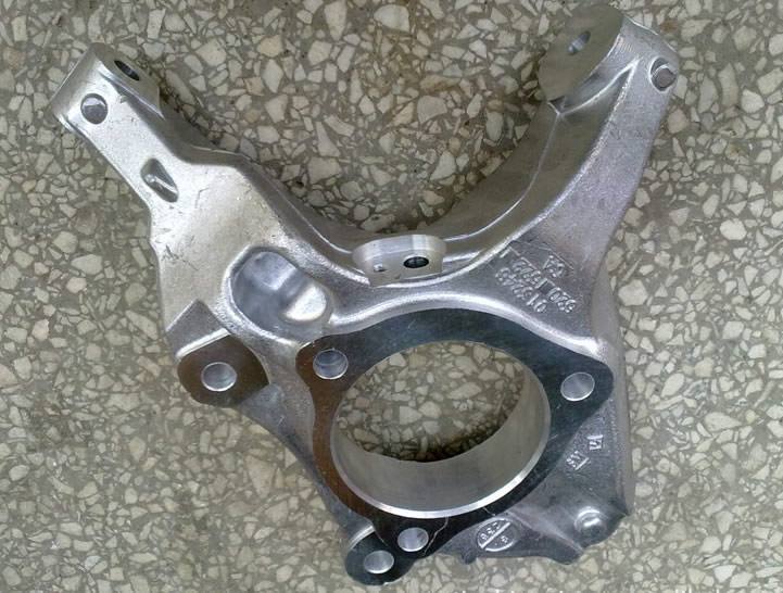 通用雪佛蘭科魯茲轉向節（鋁）