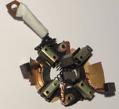 拉達(dá)車用碳刷架