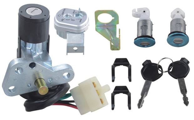 優悅125摩托車 電動車套鎖