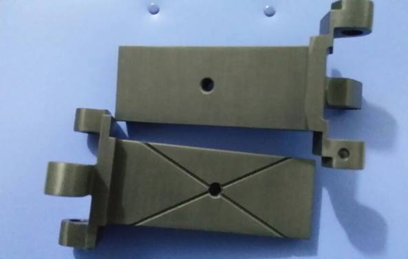 機(jī)械產(chǎn)品硬質(zhì)氧化