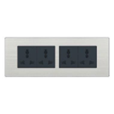 D6-013四位多功能插座