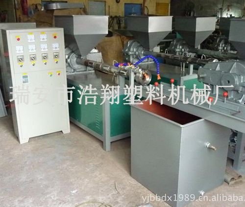 掛歷條擠出機生產線