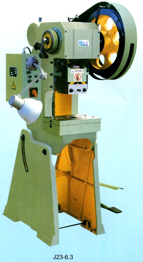 J23系列開式可傾壓力機