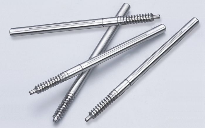 自動退刀蝸桿軸