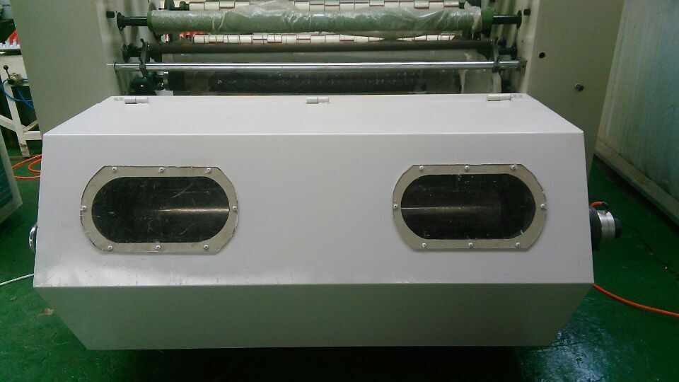 高精準隔噪音膠帶分切機