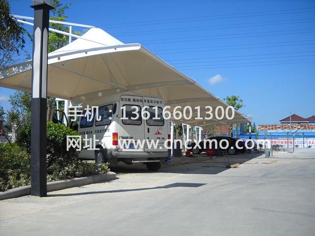 車棚、膜結構停車棚040