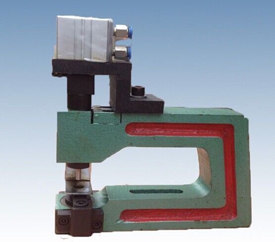 氣動(dòng)打孔機(jī)械 專業(yè)打孔薄膜圓孔塑料包裝打孔 塑料袋打孔