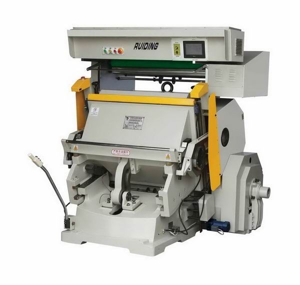 TYMC-1200 電腦燙金模切機